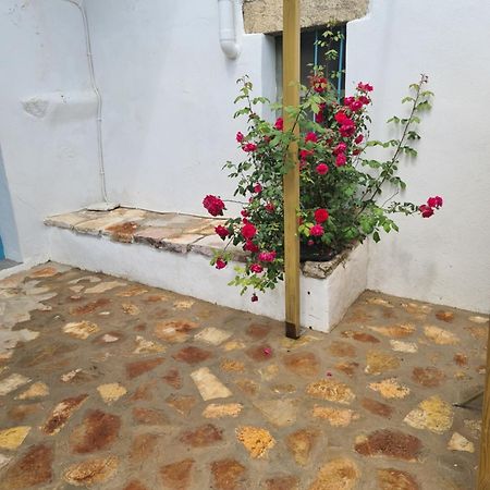 Appartement Kamaraki Grande Aroniadika à Kýthira Extérieur photo